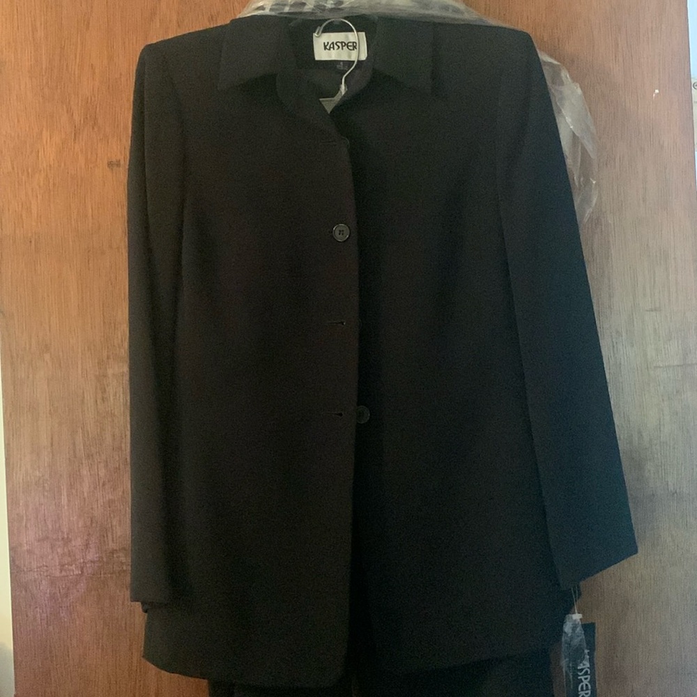 NWT Kasper pants suit